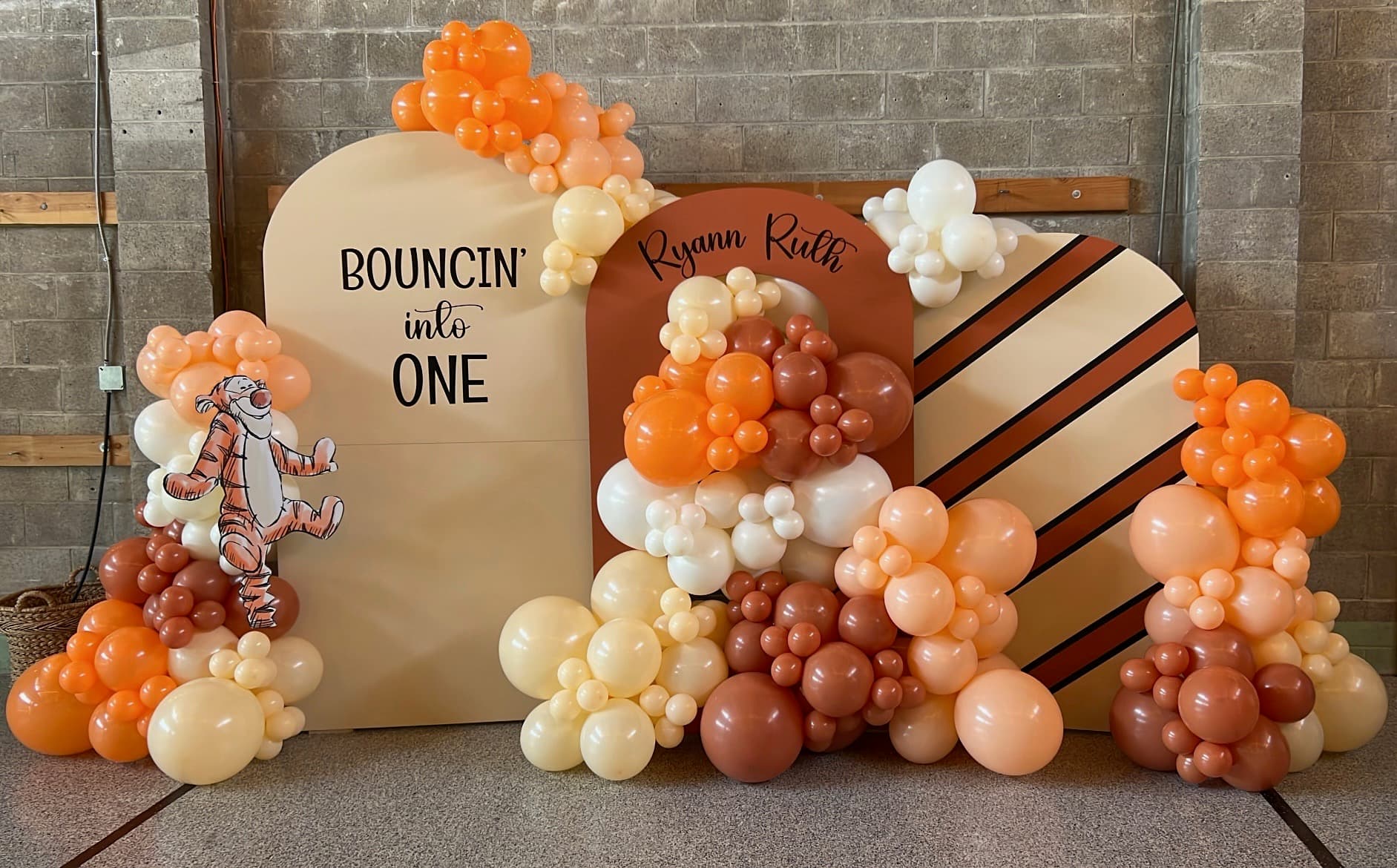 Custom balloon installation metallic highlights